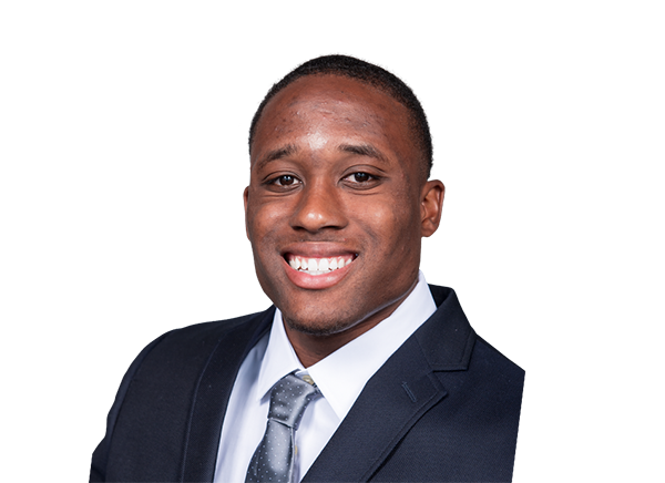 Aston Walter headshot