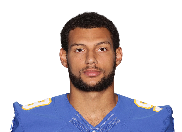 Justin Holmes headshot