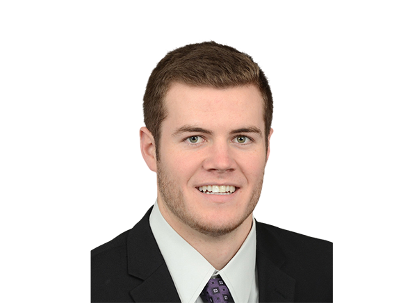 Zach Reuter headshot