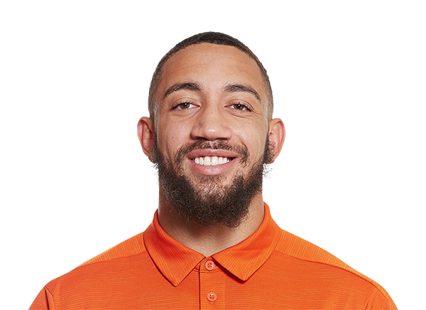 Carl Austin III headshot