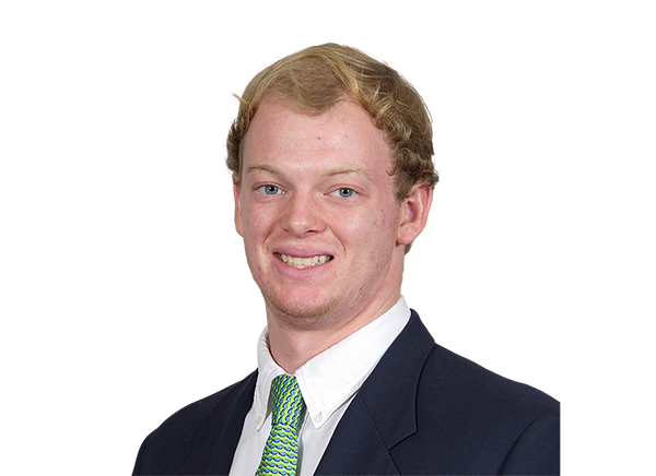 Avery Edwards headshot