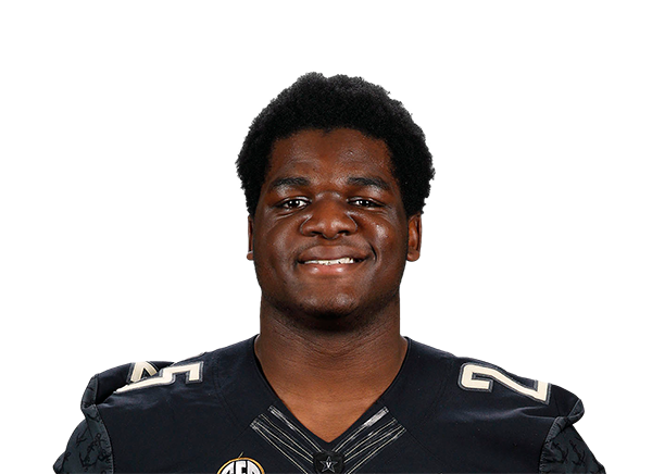 Dare Odeyingbo headshot