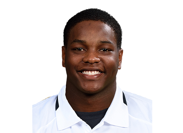 Titus Davis headshot