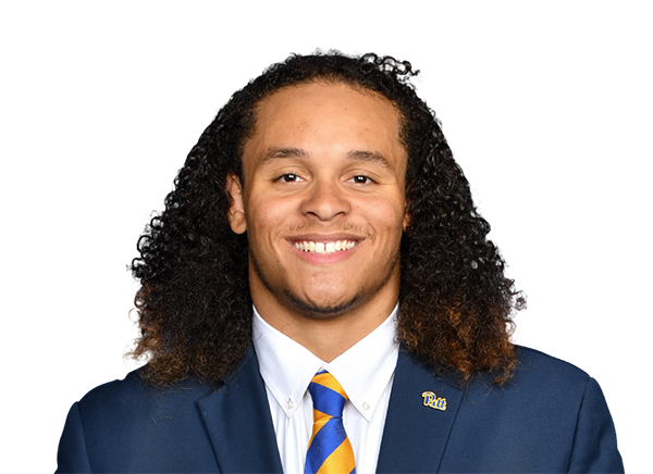 Elias Reynolds headshot