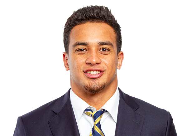 Alohi Gilman headshot