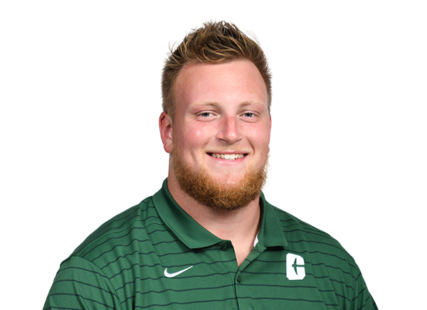 Hunter Kelly headshot