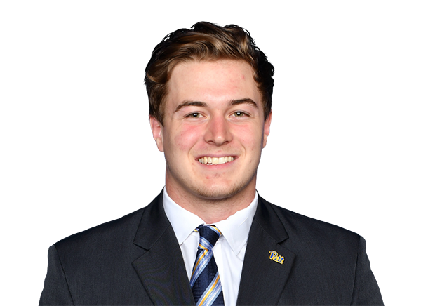 Kenny Pickett headshot