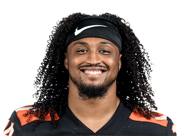 Avery Roberts headshot