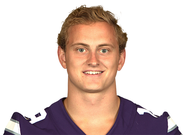 Ross Elder headshot