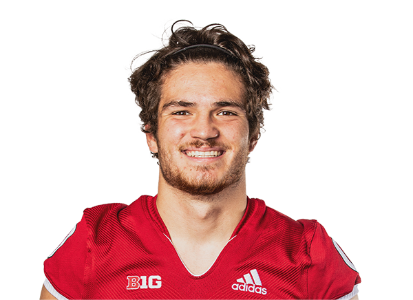 Noah Vedral headshot