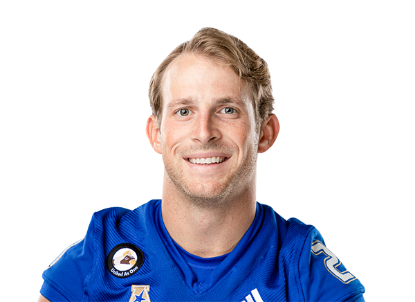 Bryson Powers headshot