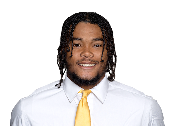 Eric Scott Jr. headshot