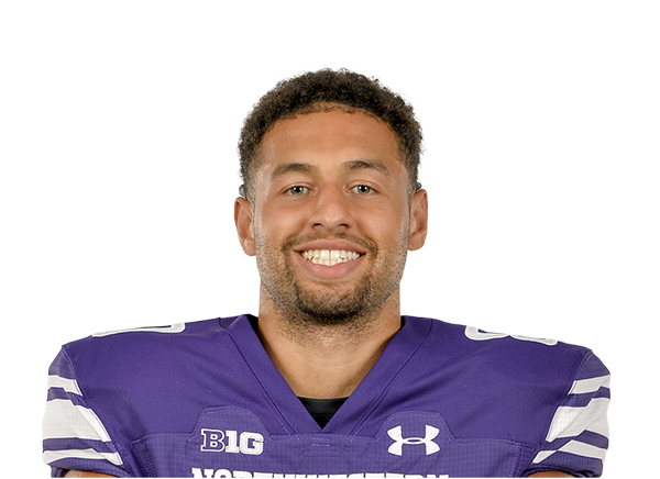 Donny Navarro III headshot
