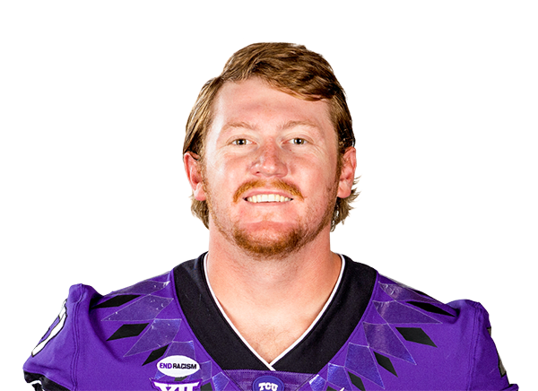 Carter Ware headshot