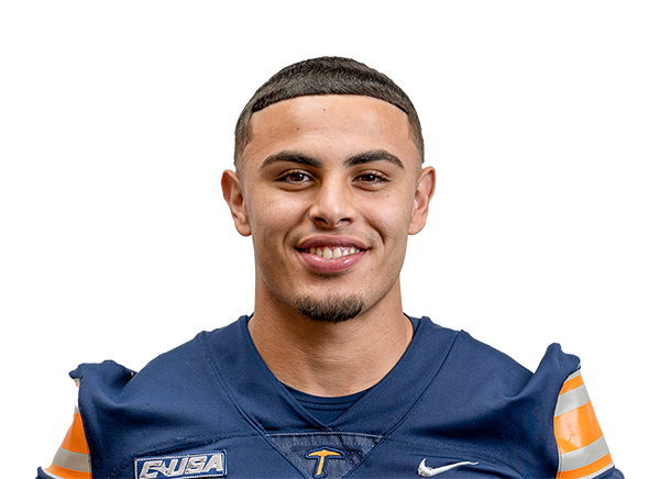Reynaldo Flores headshot