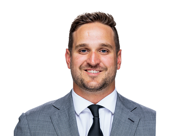Gavin Schoenwald headshot