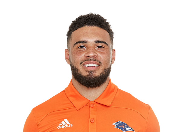 Brenden Brady headshot