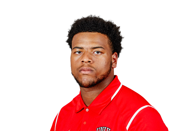 Tavis Malakius headshot
