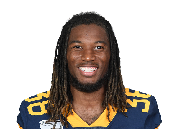 Devan Wade headshot