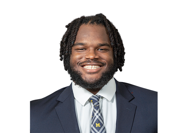 Mazi Smith headshot