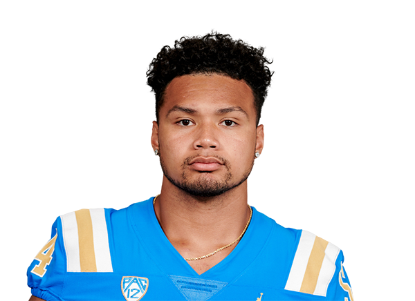 Darius Muasau headshot