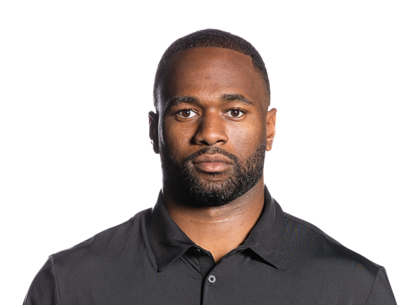 EJ Smith headshot