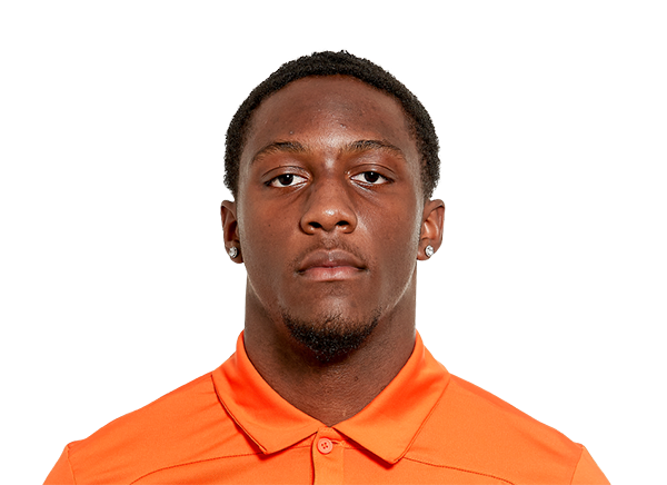 Cam Peters headshot