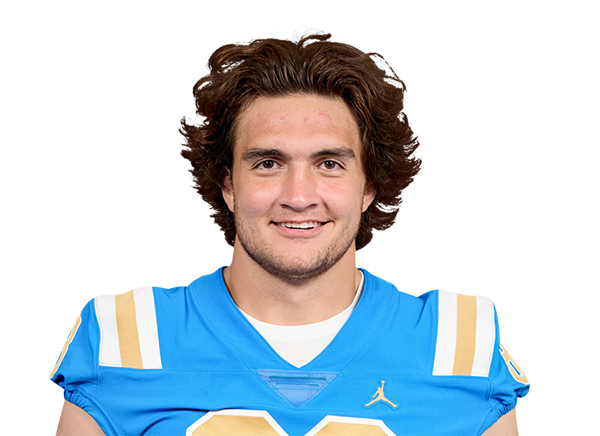 Moliki Matavao headshot