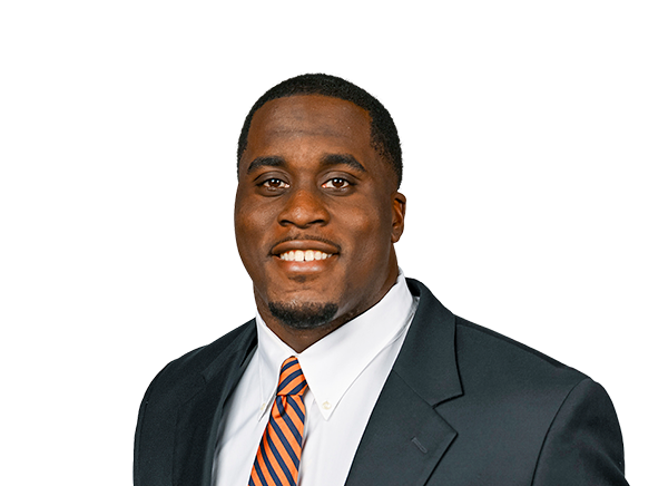 Derick Hall headshot