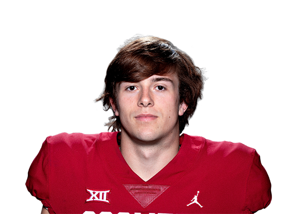 Finn Corwin headshot