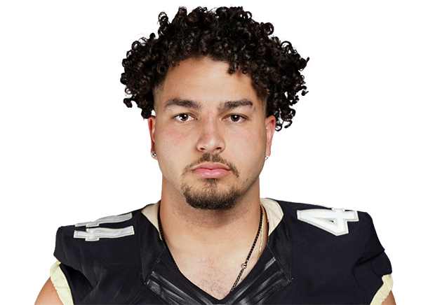 Quinn Perry headshot