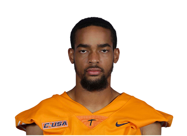 Miles Banks headshot