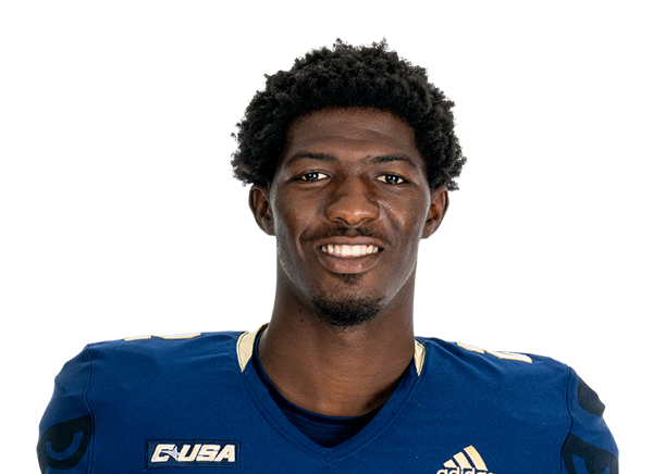 Avery Huff headshot