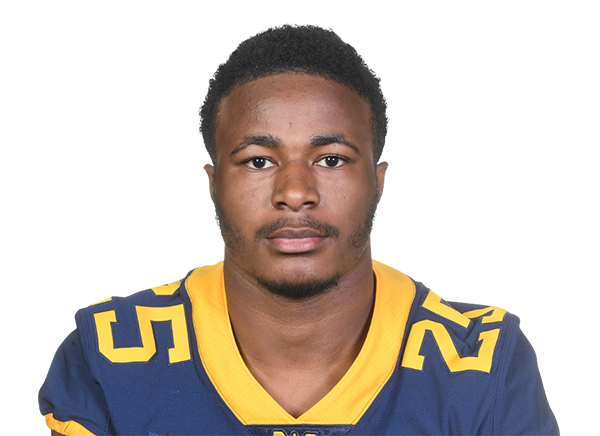 Saint McLeod headshot