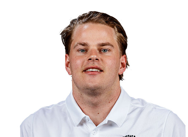 Tory Taylor headshot