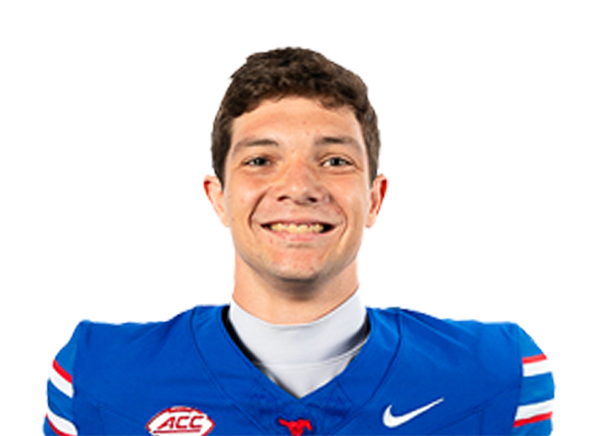 Carter Campbell headshot