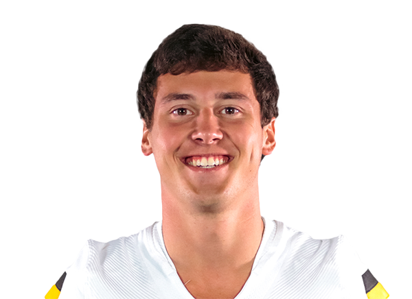 Jake Lange headshot