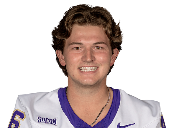 Paxton Robertson headshot