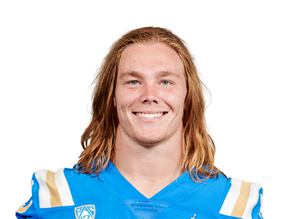 Carson Steele headshot