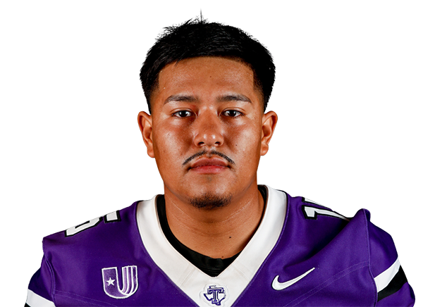 Adrian Guzman headshot
