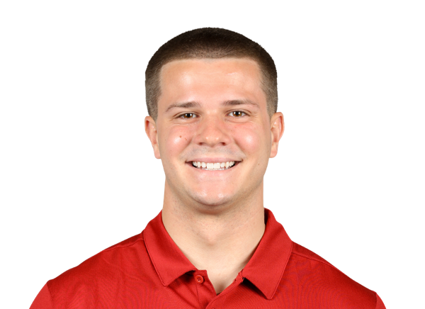 Sage Webb headshot
