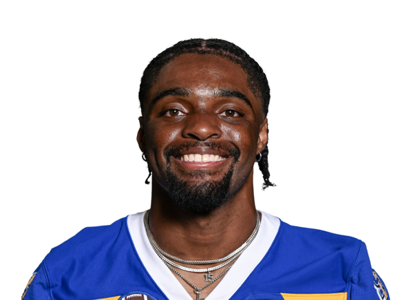 Julius Loughridge headshot