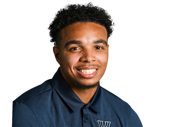 Daniel Lopes headshot