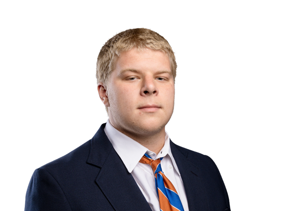 Zach Holmes headshot