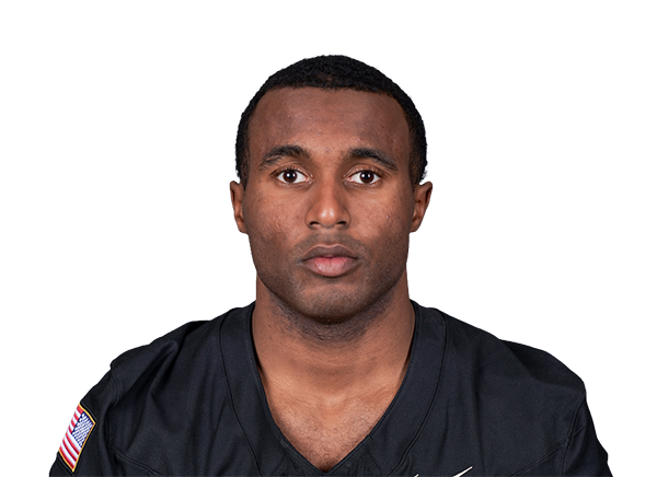 Miles Stewart headshot