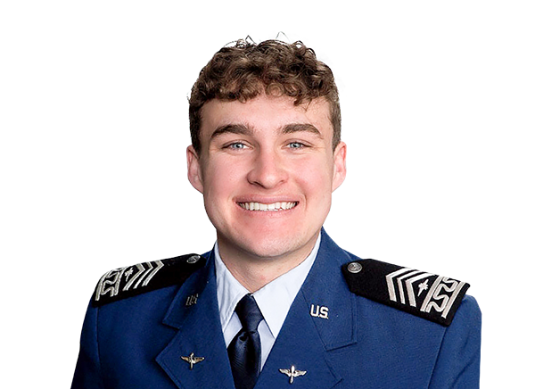 Carson Bay headshot