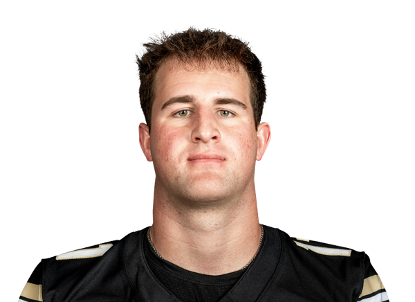 Carson Dean headshot