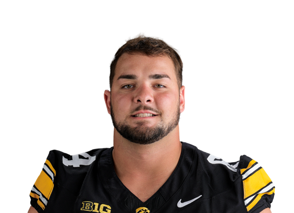 Leighton Jones headshot