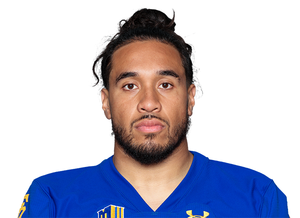 Noah Lavulo headshot