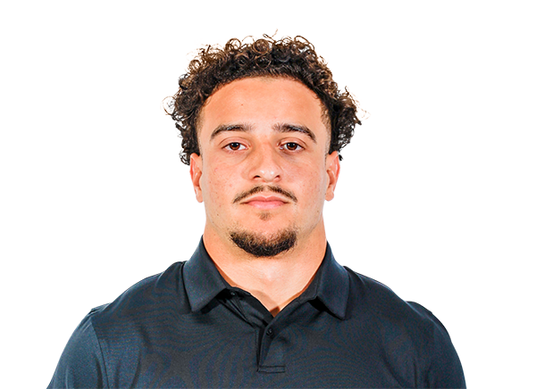 Elias Escobar headshot